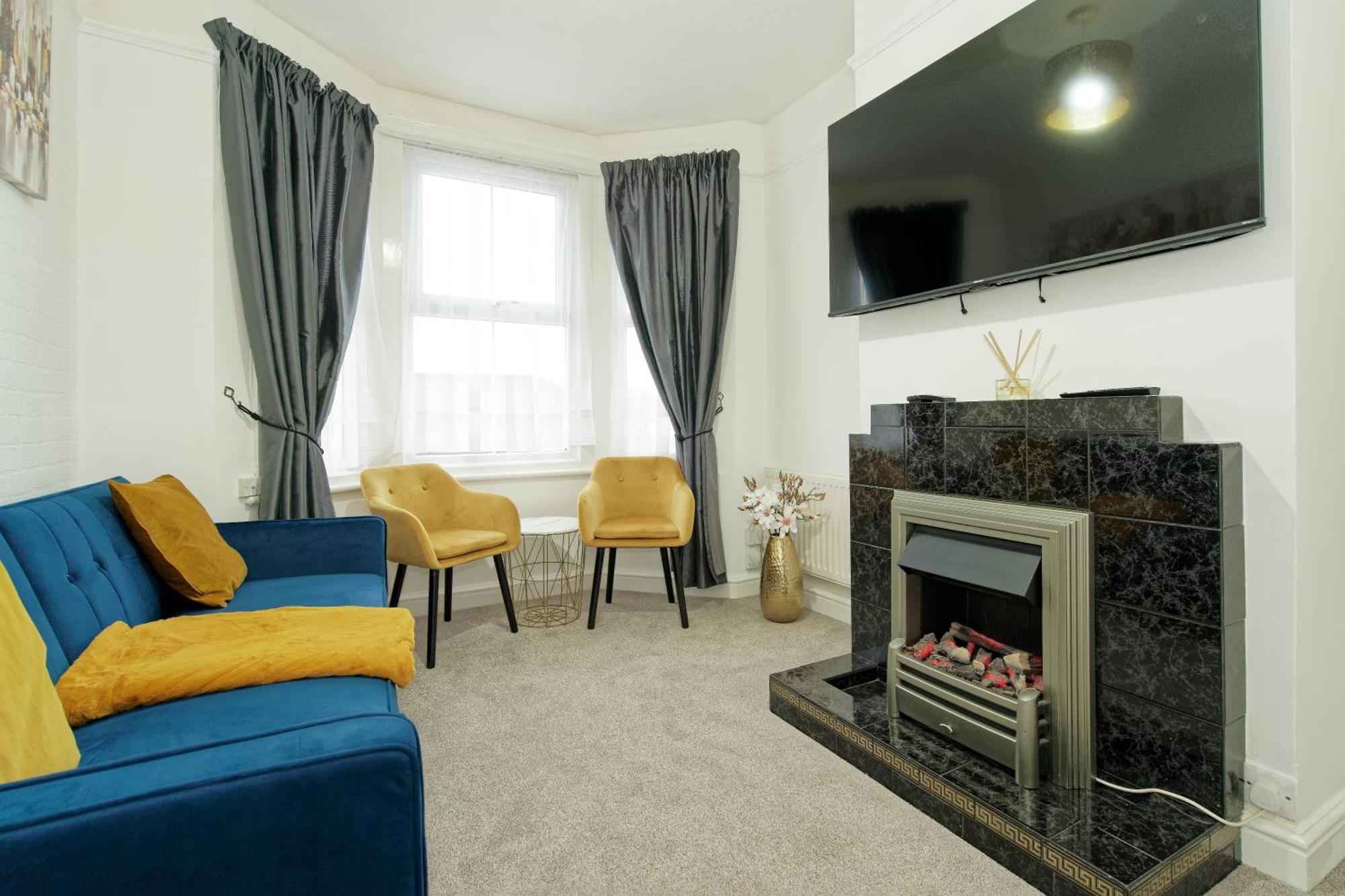 Appartamento Lovely Luxury 3 Bed House Chatham  Esterno foto