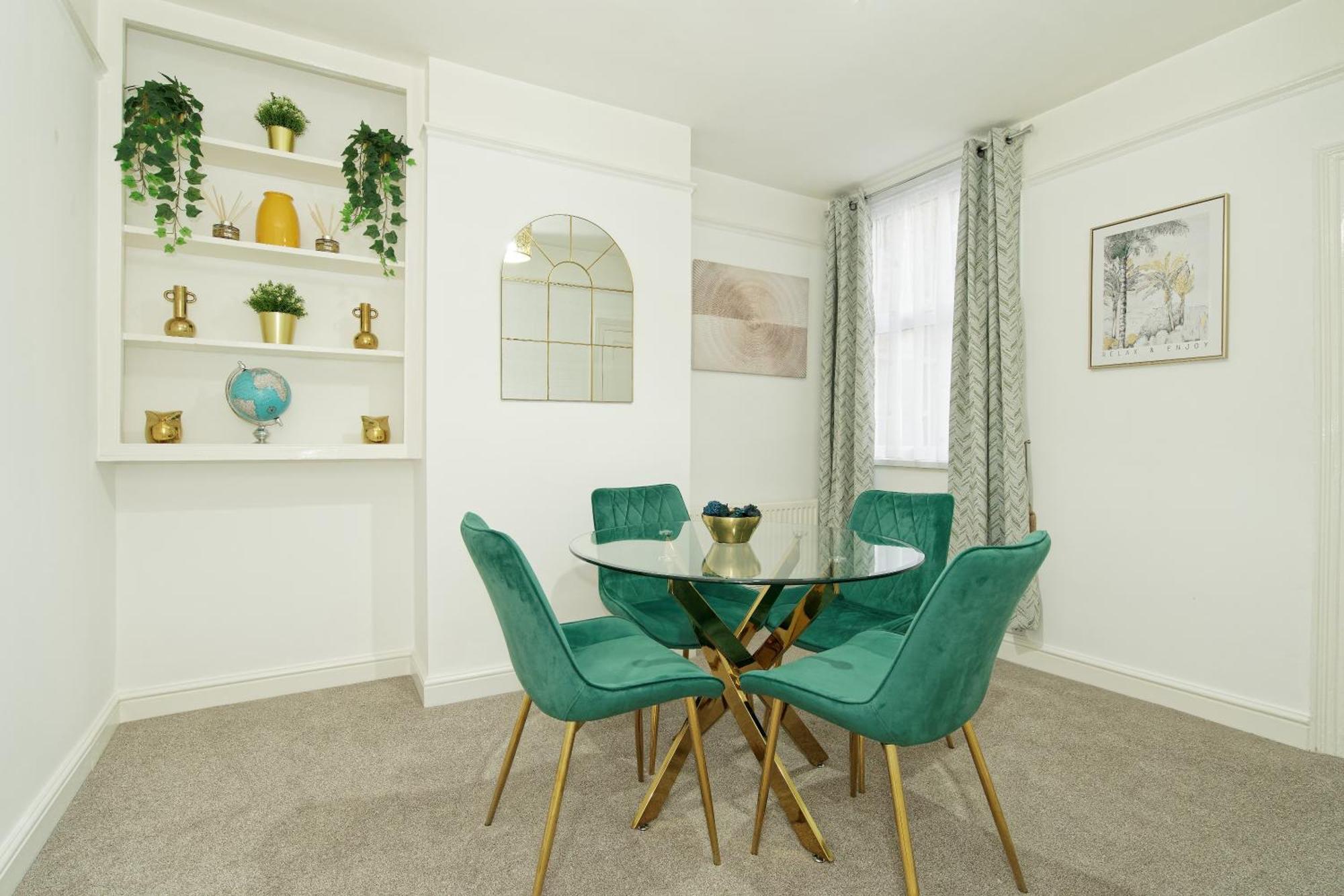 Appartamento Lovely Luxury 3 Bed House Chatham  Esterno foto